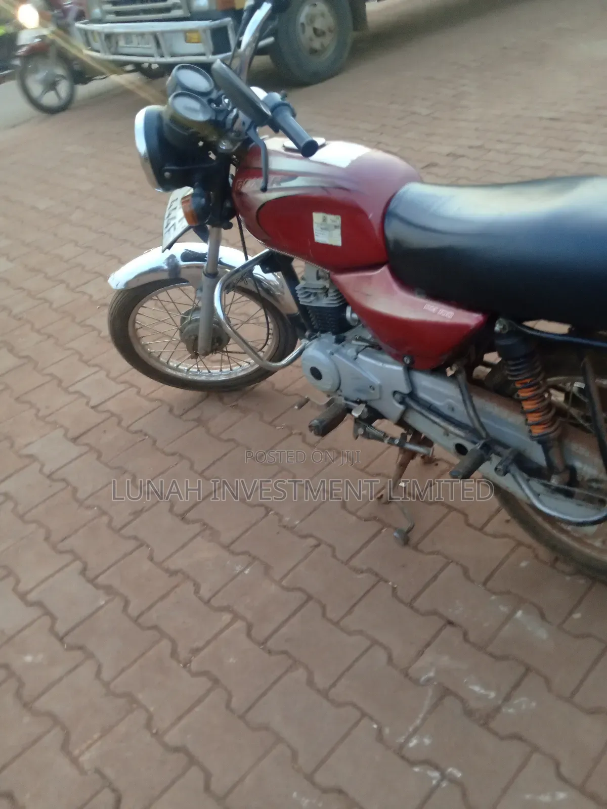 Bajaj Boxer 2023 Red