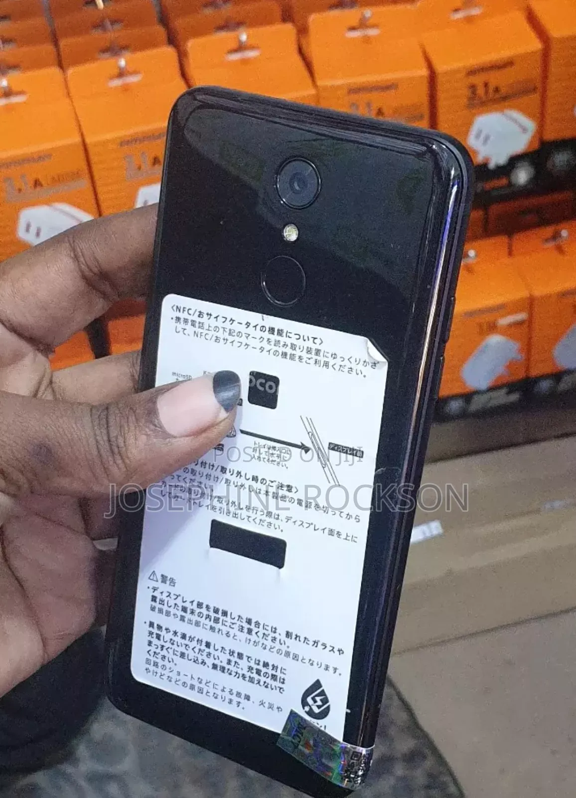 New LG L-03K 64 GB Black