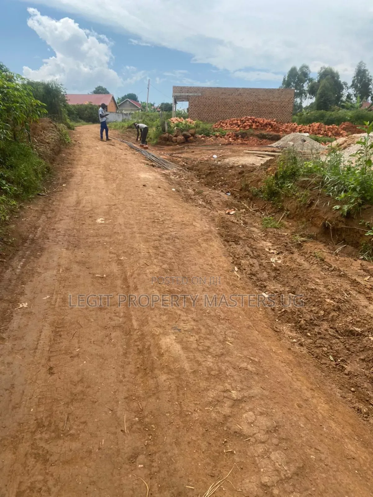 Land in Buwaya at a Favourable Price