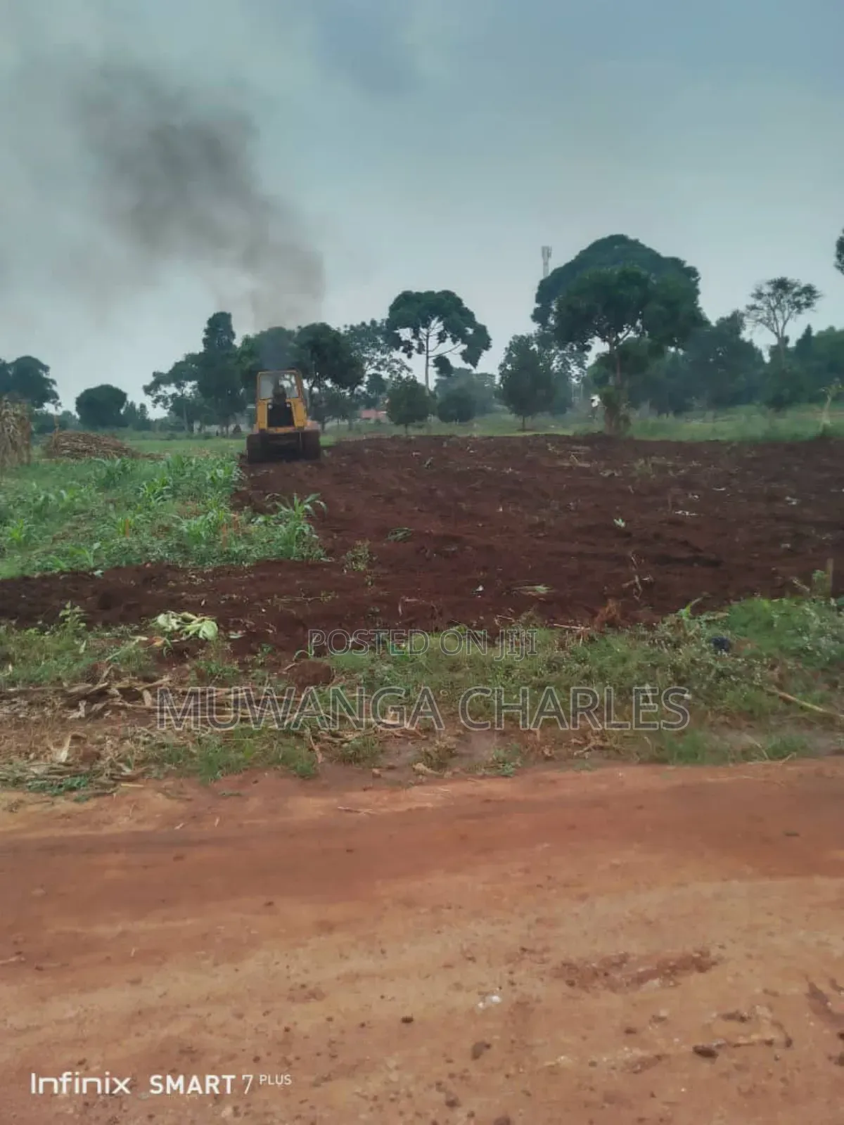 Plot's for Sale in Busiika