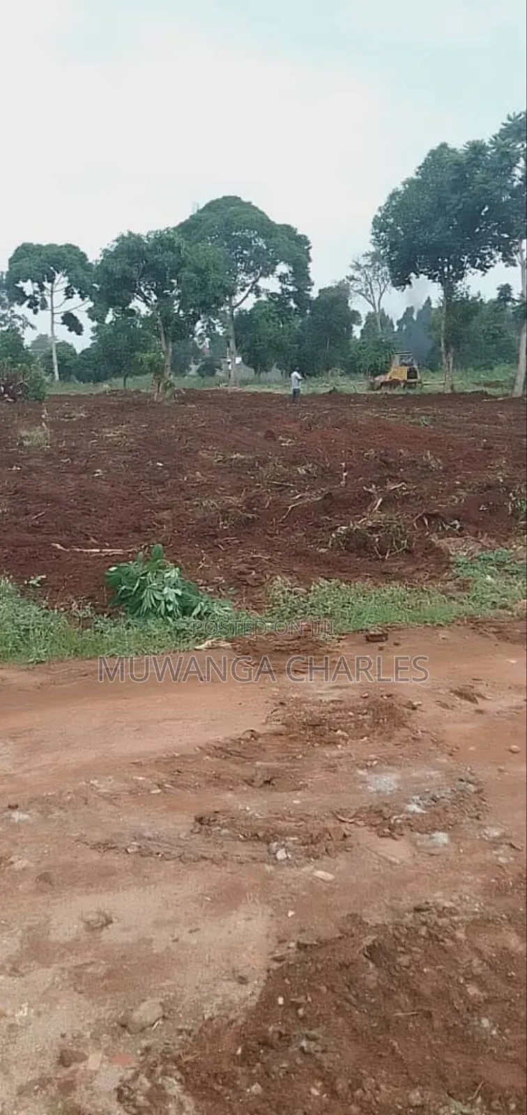 Plot's for Sale in Busiika
