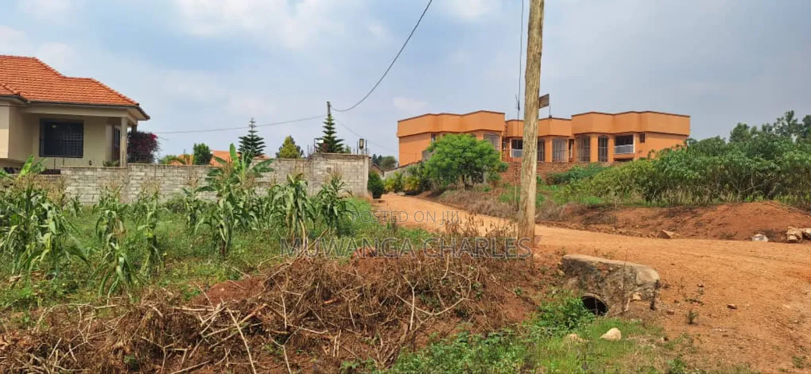 100by100ft Plot for Sale in Bulindo