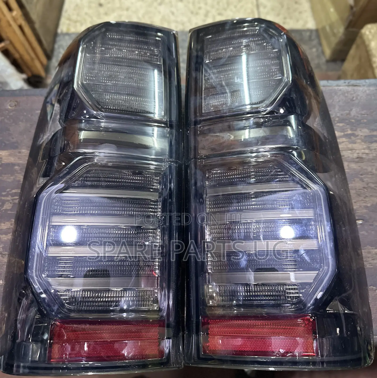 Hilux Vigo 2006 - 2014 Black Edition Rearlights