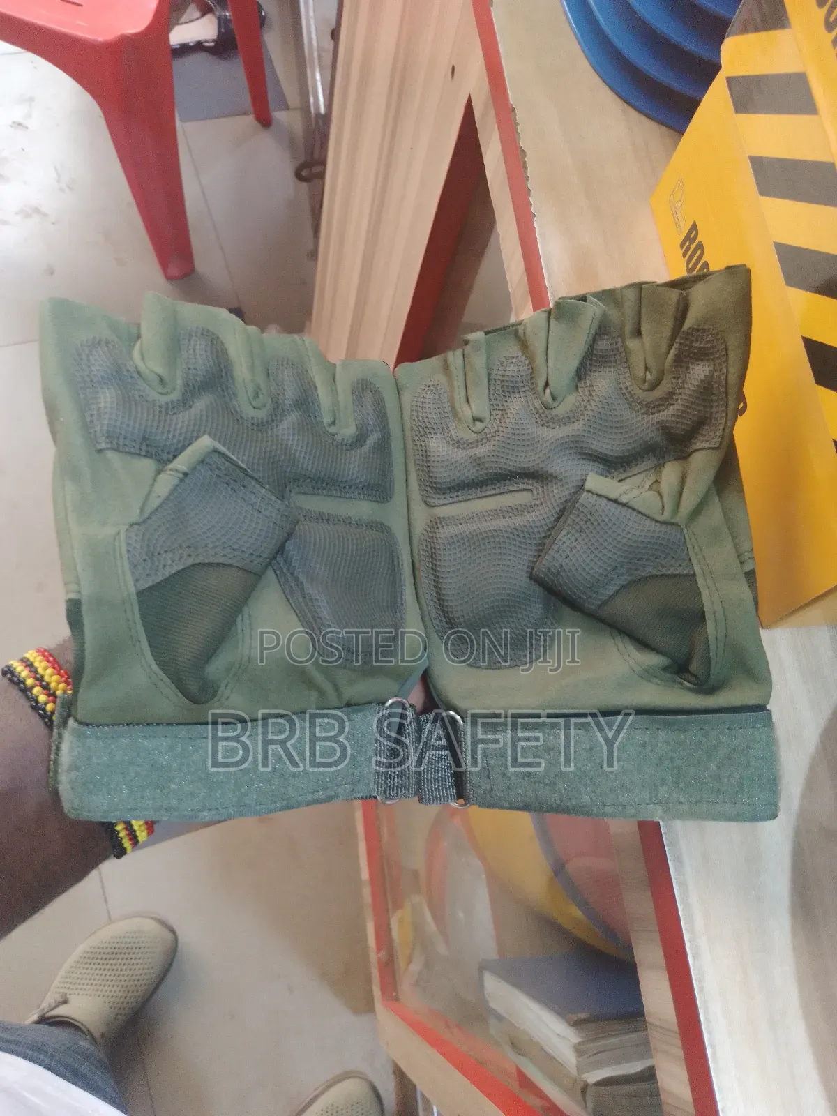 Half Finger Riding Gloves.