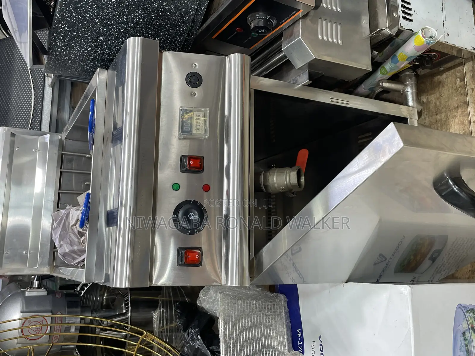 30L Standalone Commercial Electric Deepfryer With a Store