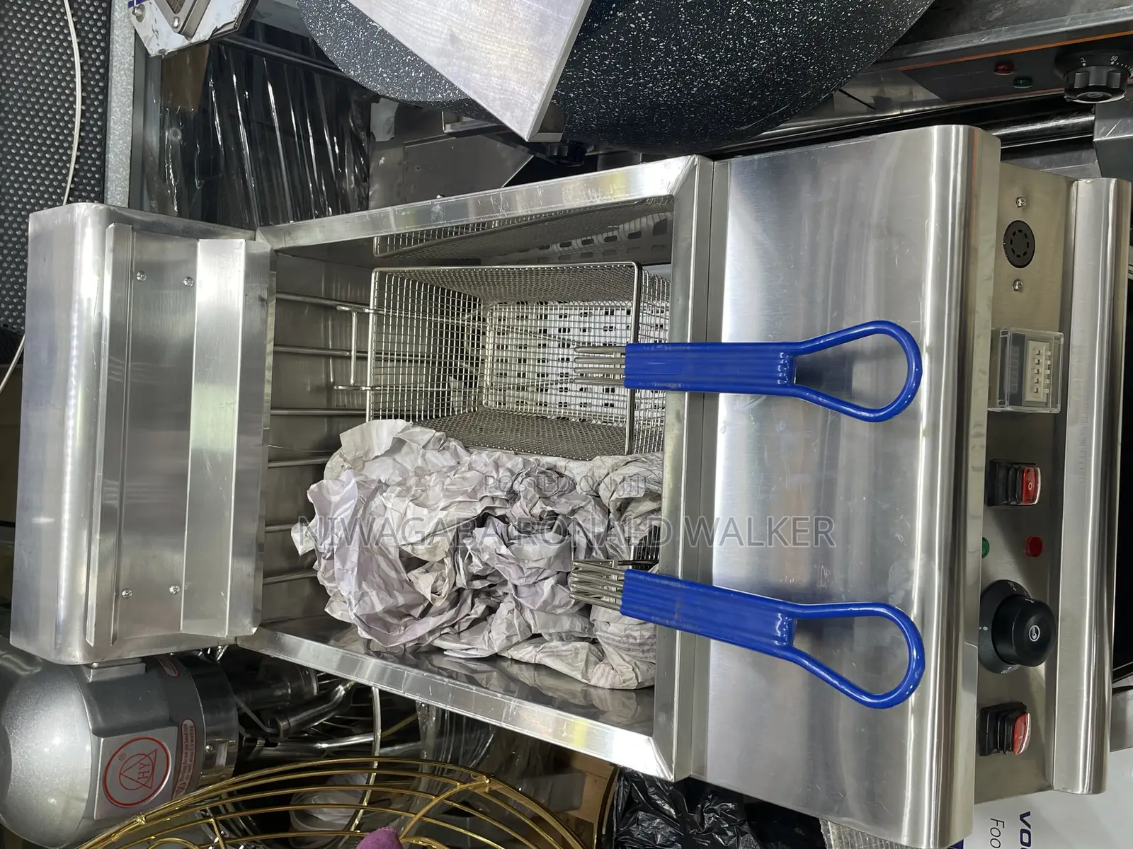 30L Standalone Commercial Electric Deepfryer With a Store