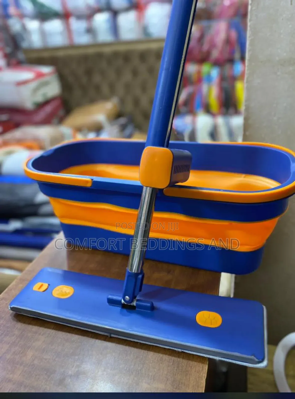 Microfiber Spray Mop With Bucket