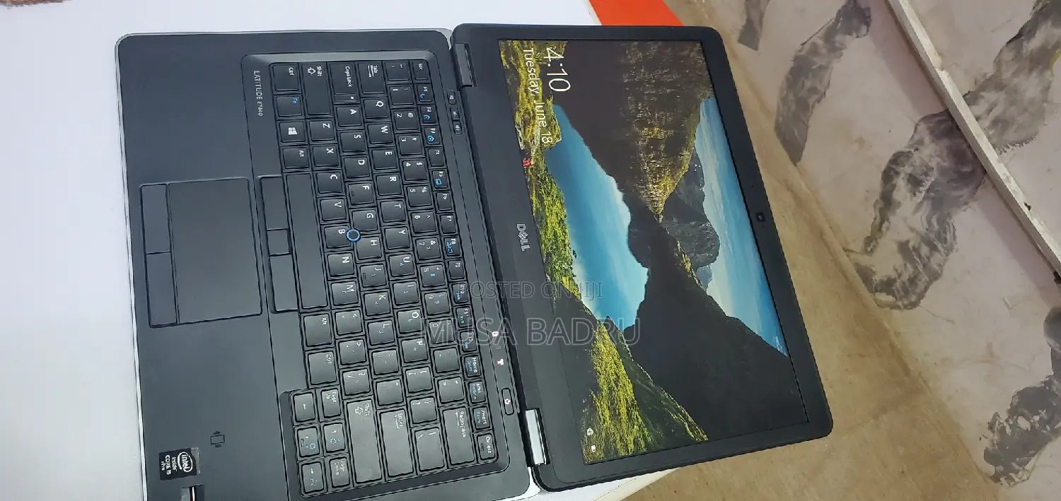 New Laptop Dell Latitude 7440 8GB Intel Core I5 HDD+SSD 500GB