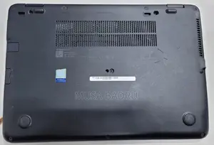 New Laptop HP EliteBook 820 G4 8GB AMD Ryzen 7 SSD 128GB