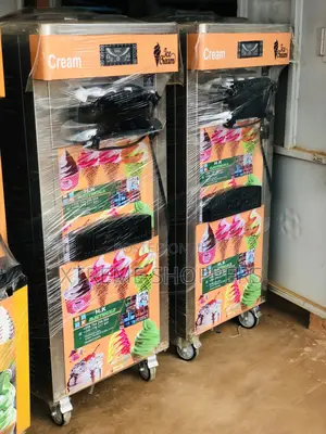 Excellent Ice Cream Machine/ 3flavors
