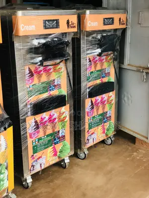 Excellent Ice Cream Machine/ 3flavors