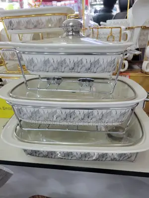 Silver Color Serving Dishes With Its Stand 3pics