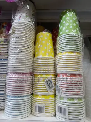 10pcs Pack Colored Disposable Milk Cups