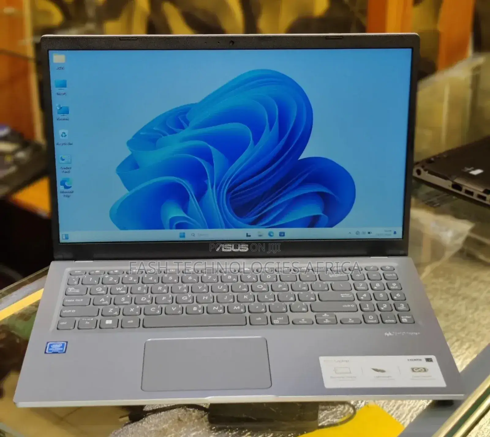 New Laptop Asus TUF Dash F15 8GB Intel Celeron SSD 128GB
