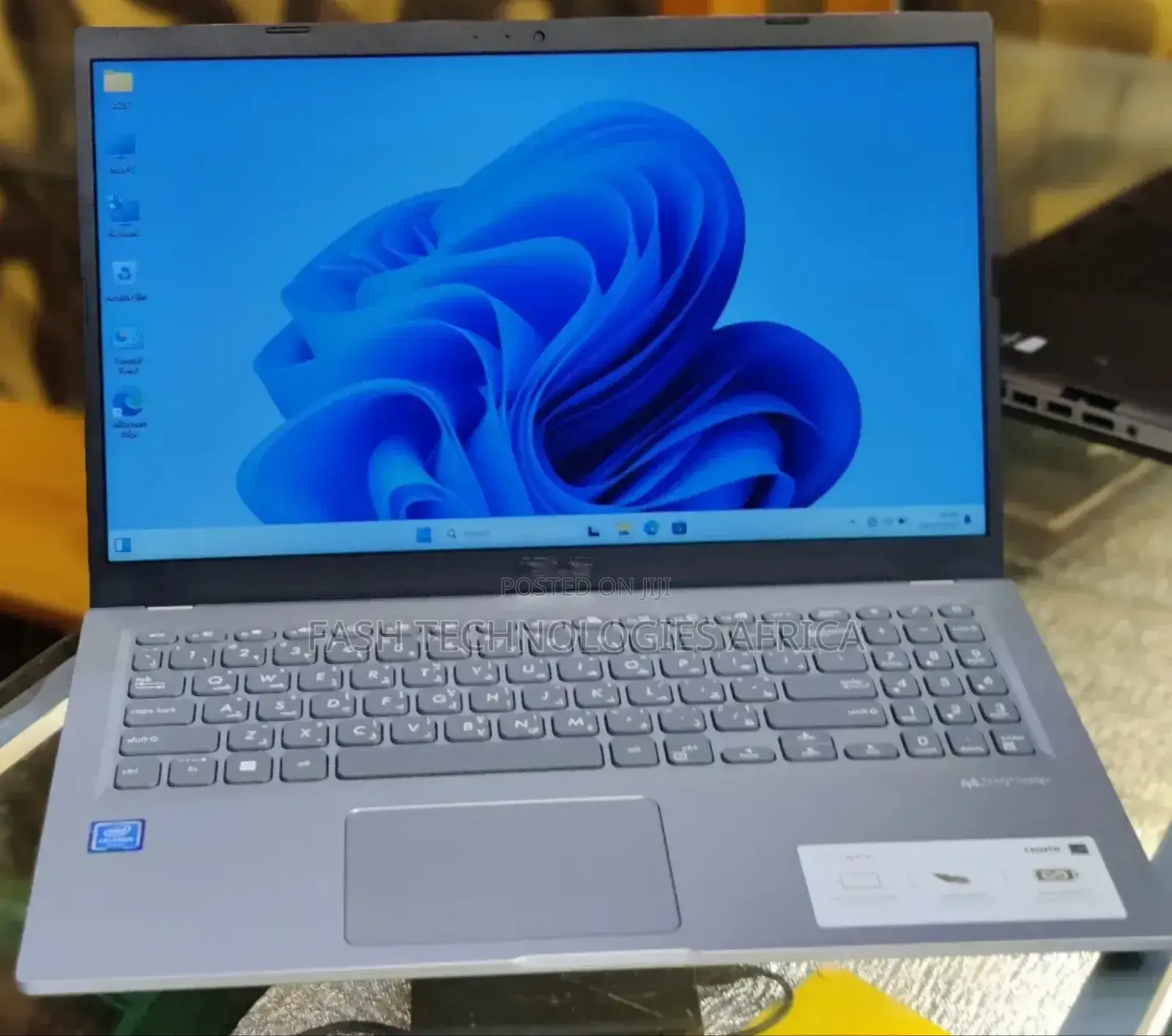 New Laptop Asus TUF Dash F15 8GB Intel Celeron SSD 128GB