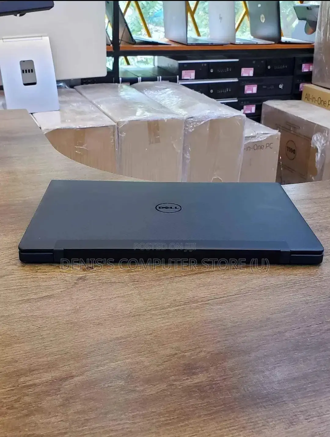 Laptop Dell Inspiron 13 7370 8GB Intel Core i5 SSHD (Hybrid) 320GB