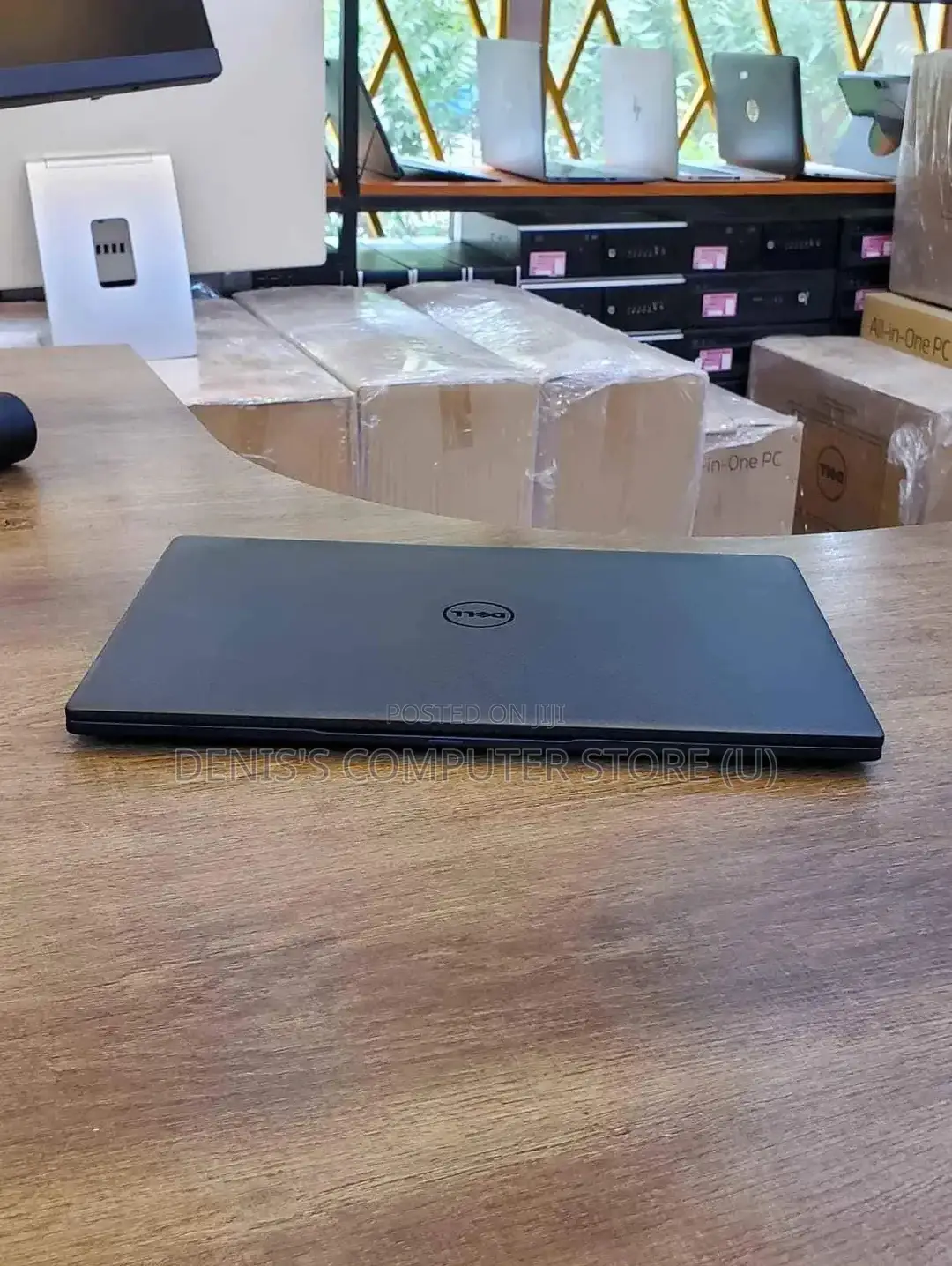 Laptop Dell Inspiron 13 7370 8GB Intel Core i5 SSHD (Hybrid) 320GB