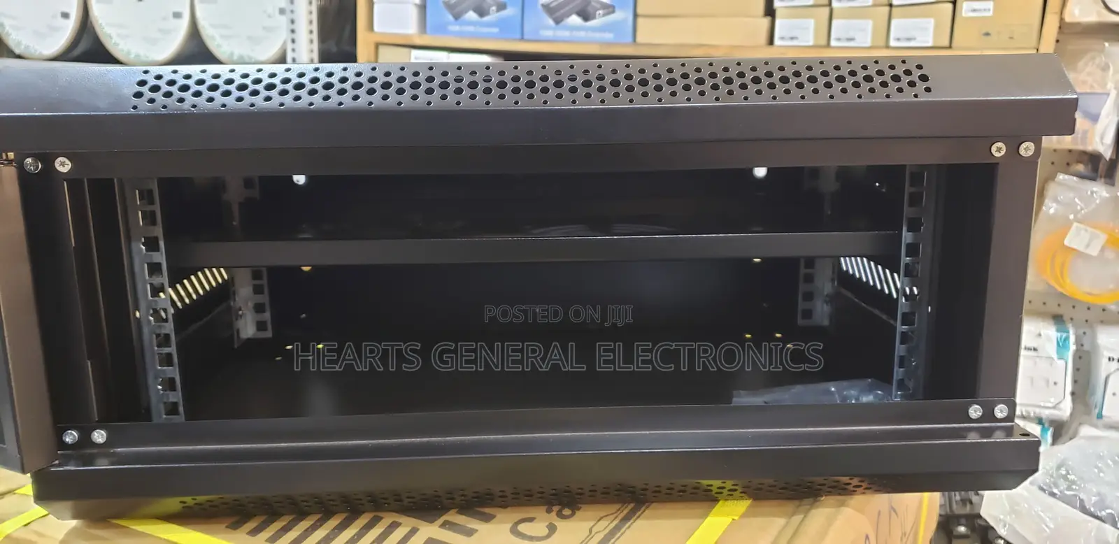 4U Rack Cabinet ( 530x240x400 )