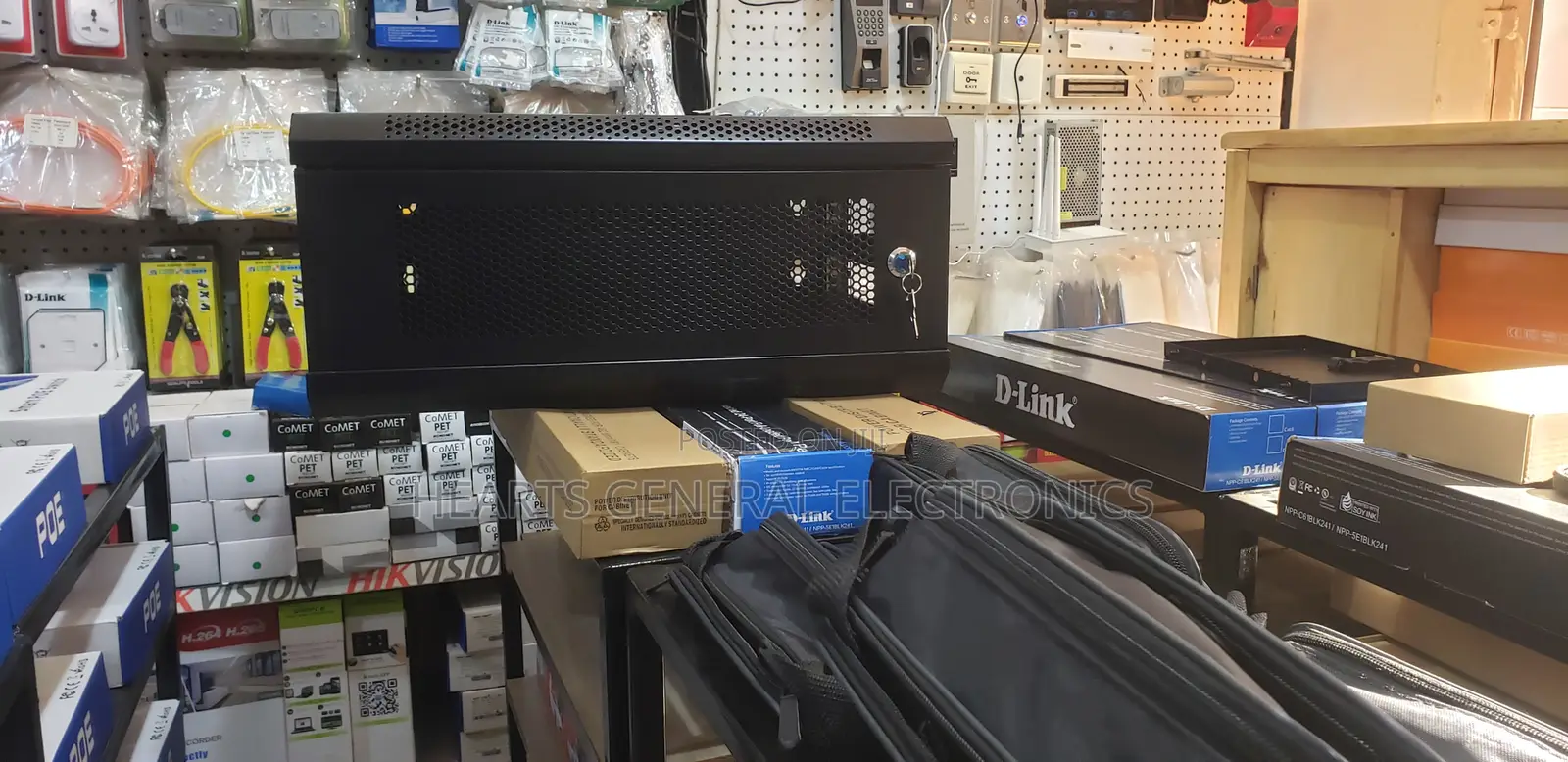4U Rack Cabinet ( 530x240x400 )
