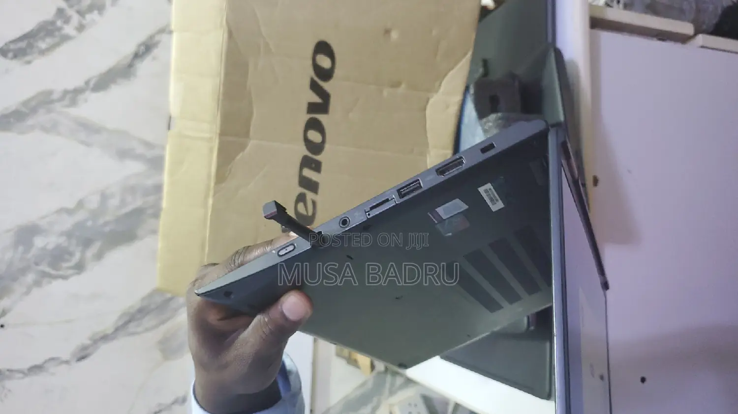 New Laptop Lenovo ThinkPad Yoga 370 8GB Intel Core I5 SSD 256GB
