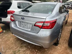 Subaru Legacy 2015 Silver