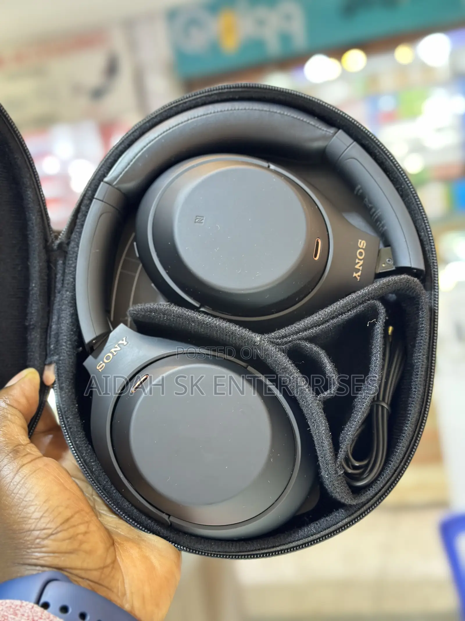 WH-1000XM4 Wireless Noise Cancelling Headphones