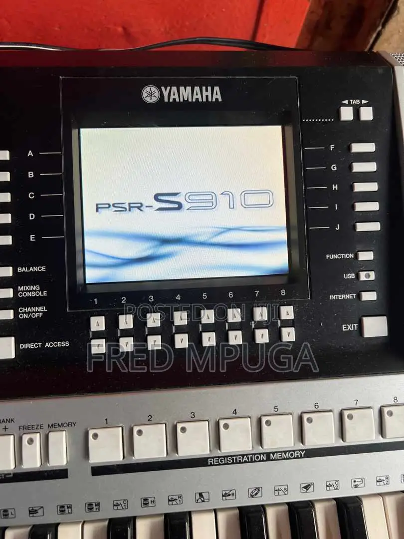 Yamaha Keyboard PSR S910