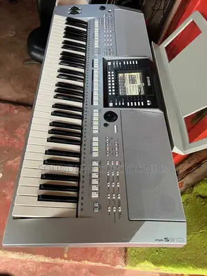 Yamaha Keyboard PSR S910