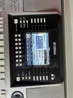 Yamaha Keyboard PSR S910