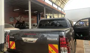 Soft Rolling Leather Tonneau Cover Hilux