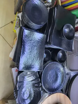 Multifunctional Heavy Duty Black Melamine Dinner Sets 36pics