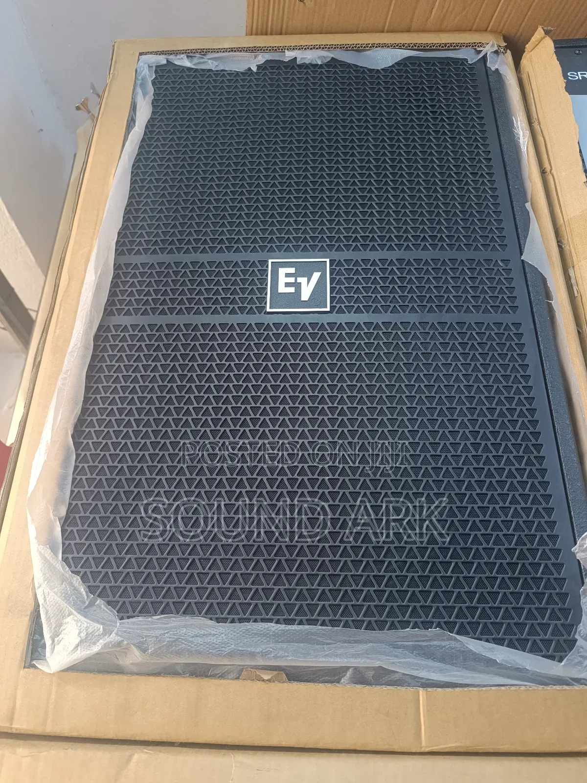 EV Middle Range 45 Black Net