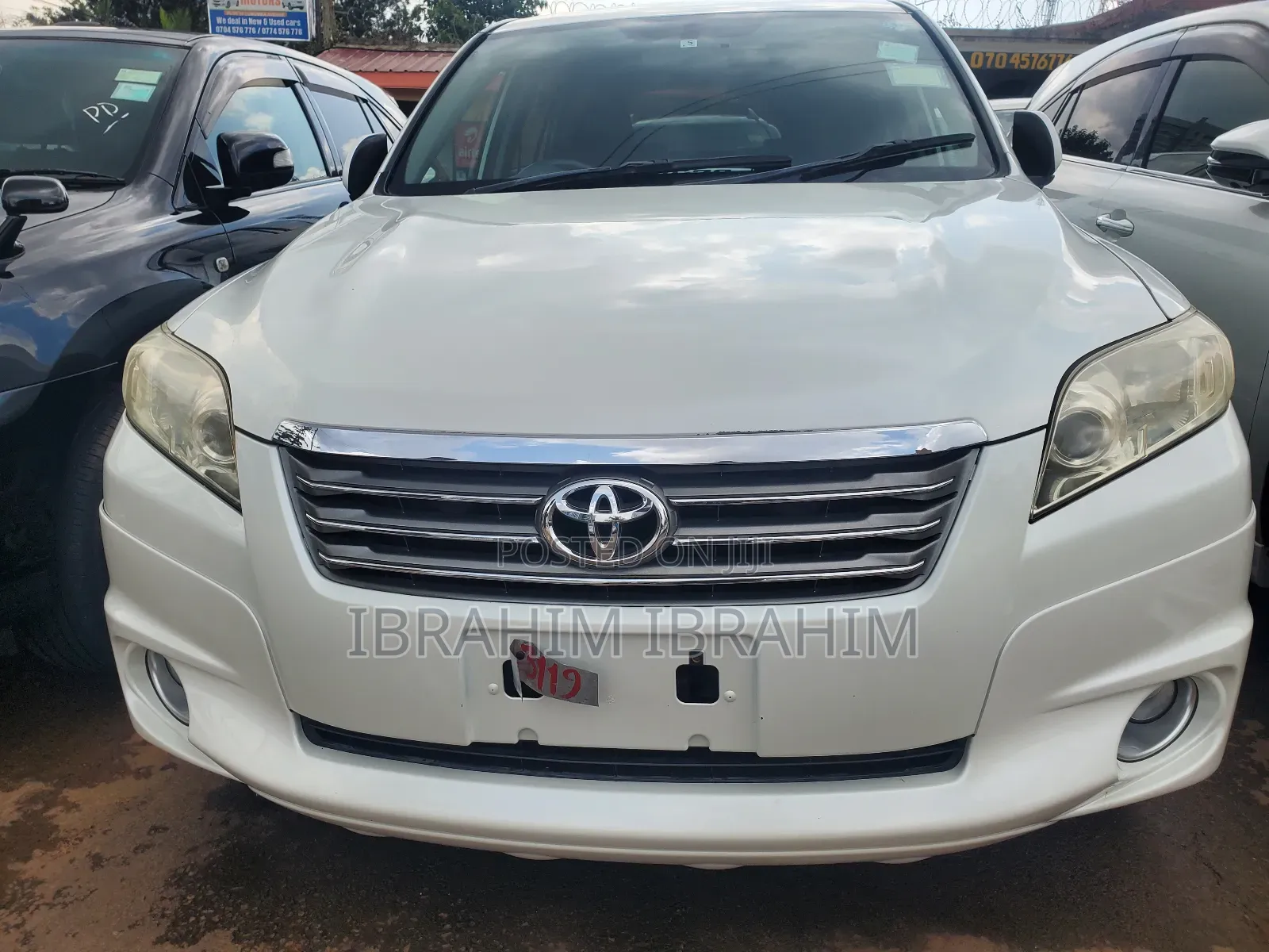Toyota Vanguard 2009 White