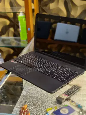 New Laptop Toshiba Satellite C55 4GB AMD A6 HDD 500GB