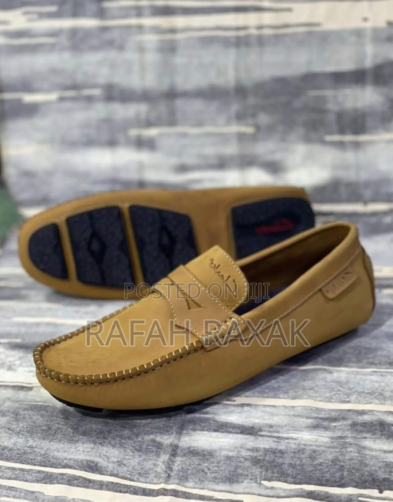 Original Classic Clarks Smart Casual Leather Moccasins