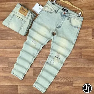 Photo - Qunn Jeans