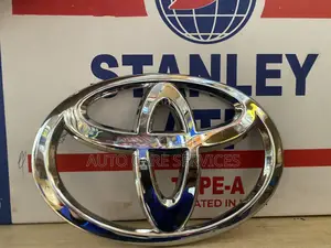 Motor Logo Grill