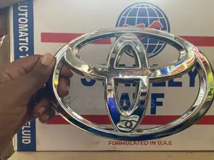 Motor Logo Grill