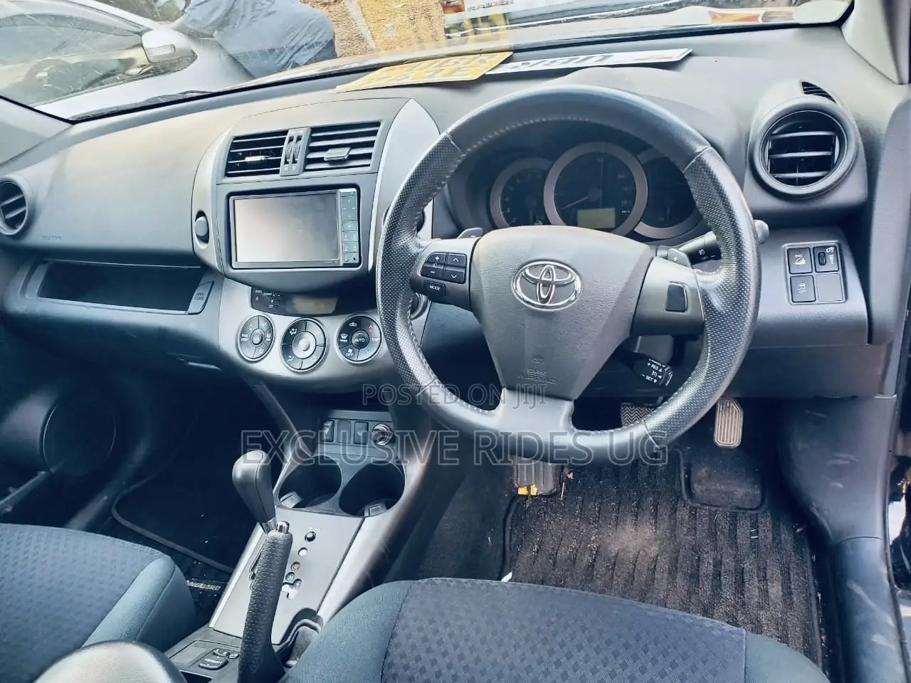 Toyota Vanguard 2012 Black