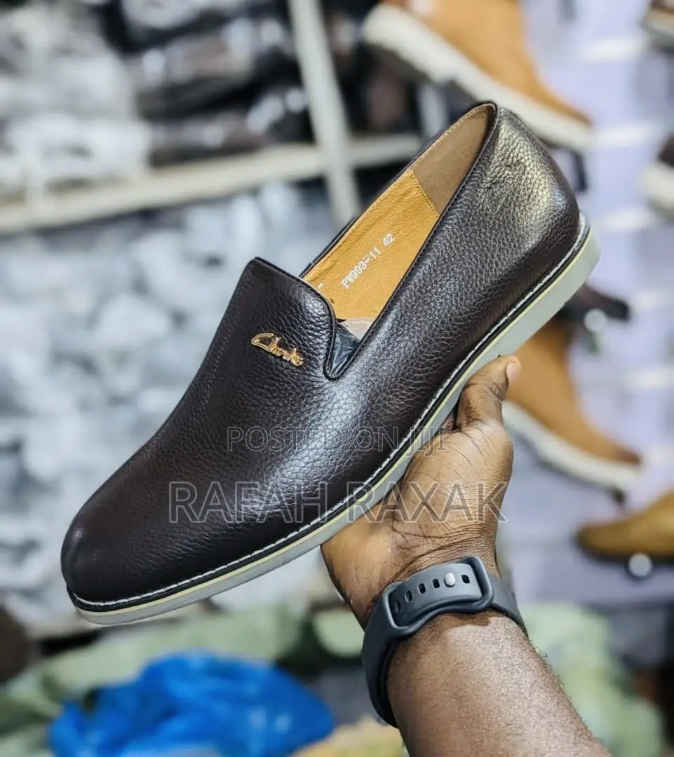 Original Coffee Brown Clarks Casual Leather Loafers