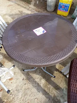 Round Folding Table
