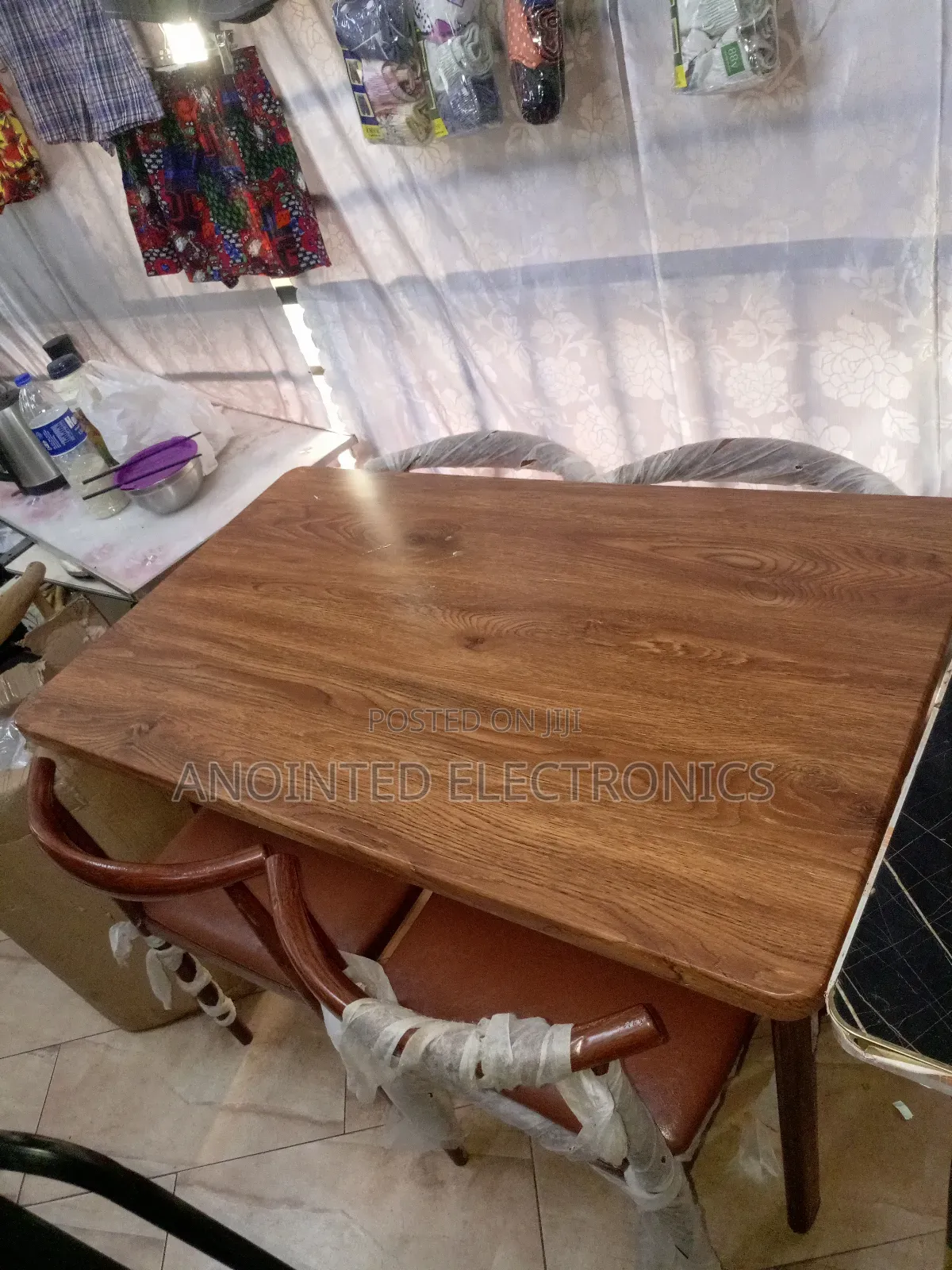 Imported Dining Table 4seats