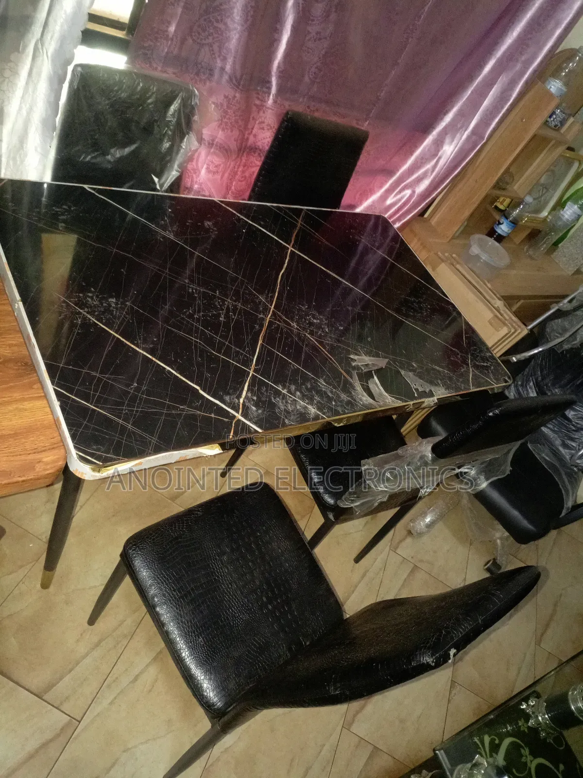 Imported Dining Table 4 Seats