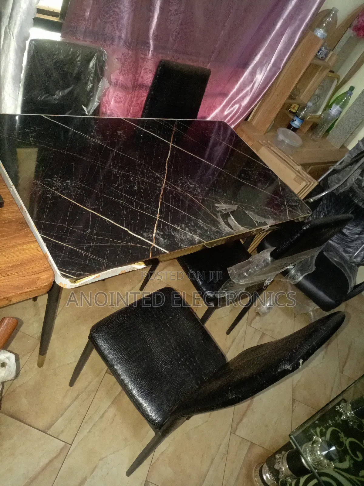 Imported Dining Table 4 Seats