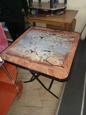 Foldable Glass Table