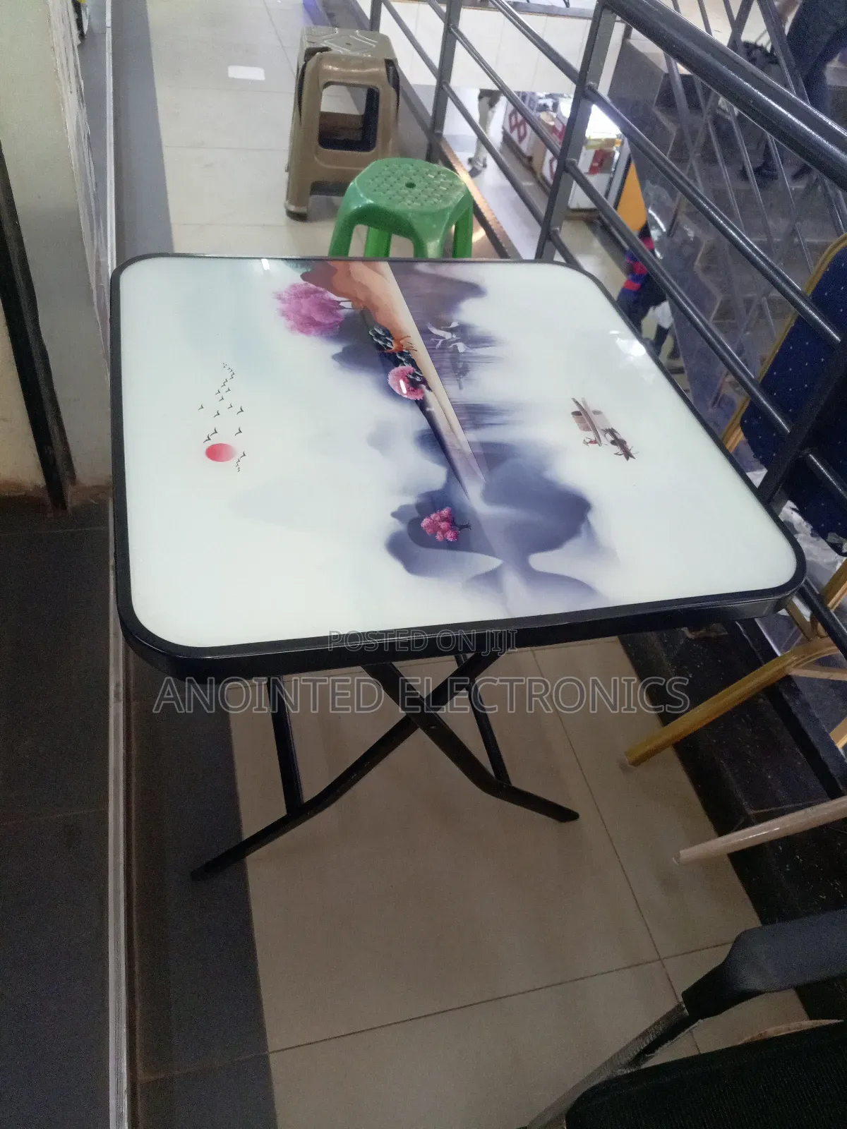 Foldable Glass Table