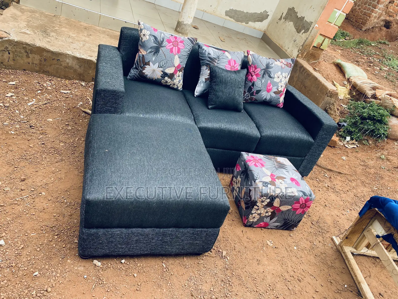 Three Seater Mini