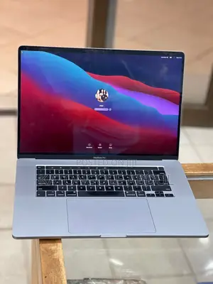 New Laptop Apple MacBook Pro 32GB Intel Core I9 SSD 1T