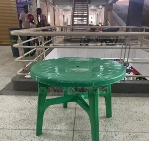 Dining/Restaurant Plastic Table