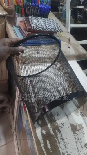 Dustbin Metallic